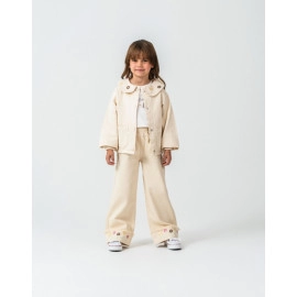 KIZ BEBE NAKIŞ DETAYLI KREM CEKET VE PANTOLON TAKIMI