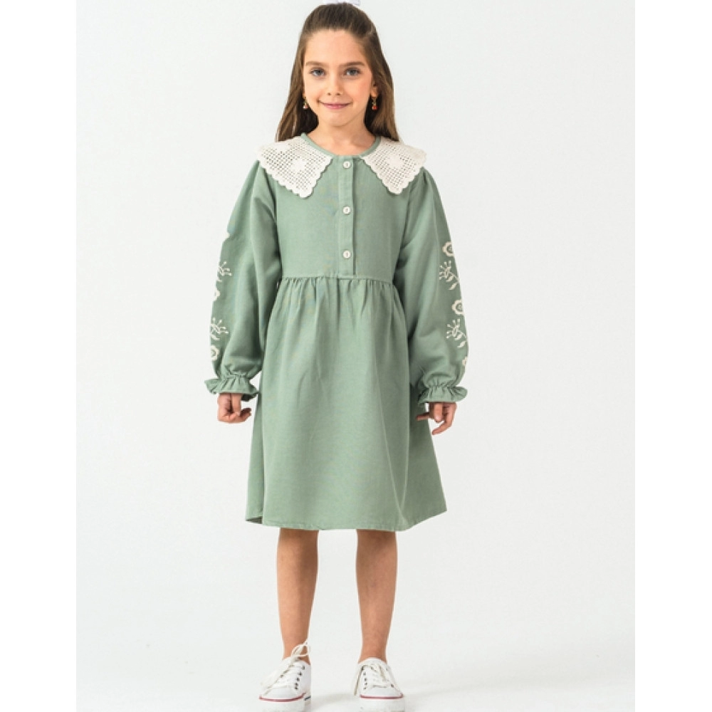 KIZ ÇOCUK YEŞİL KOL NAKIŞLI ELBİSE 